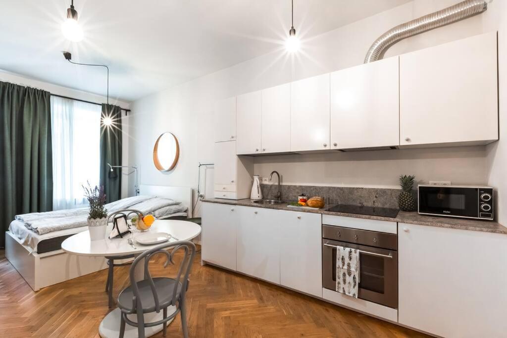 Cute Perfect For Business And Travel. Apartament